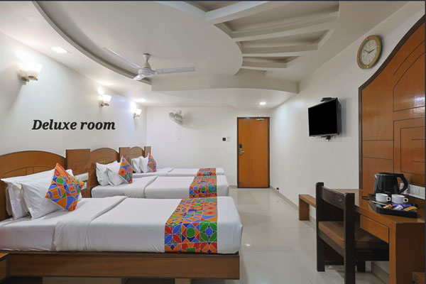 Deluxe Room, HOTEL AMBASSADOR VADODARA - Budget Hotels in Vadodara